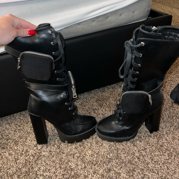 Fashion nova boots never worn - Picture 2 of 3